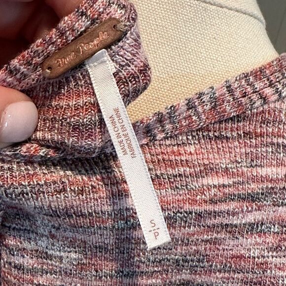 Free People Best of Us Sweater Tank New! - Picture 9 of 10